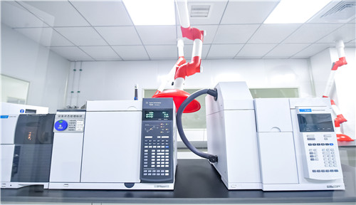 尼龍(long)改(gai)性(xing)生(sheng)産(chan)工廠