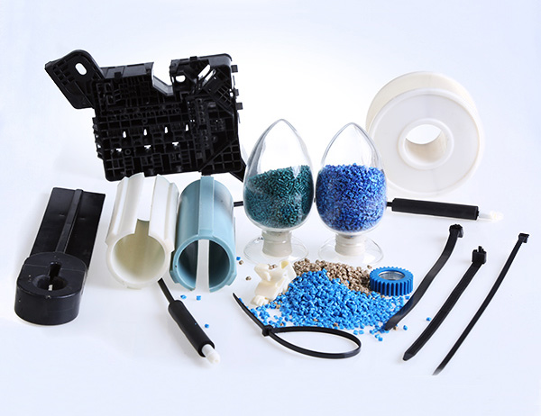 尼(ni)龍PA6原(yuan)料(liao)應(yīng)用(yong)于(yu)防(fang)水挿頭