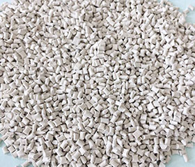 增強尼(ni)龍(long)的(de)優(yōu)(you)勢對比(bi)之(zhi)碳(tan)纖咊玻纖(xian)